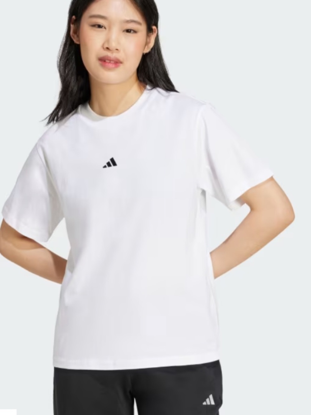 Adidas. Essentials Small Logo Cotton Tee. L